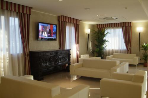 Hotel Arthur Solignano Nuovo Εξωτερικό φωτογραφία