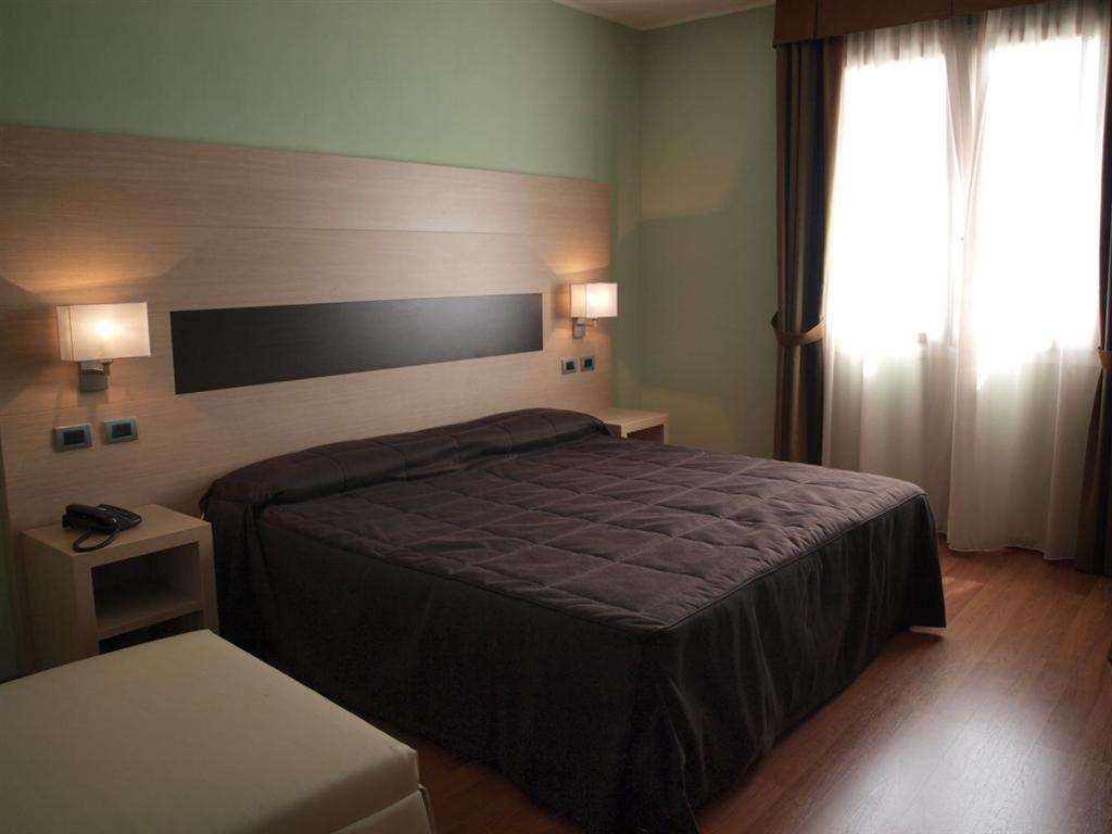 Hotel Arthur Solignano Nuovo Εξωτερικό φωτογραφία